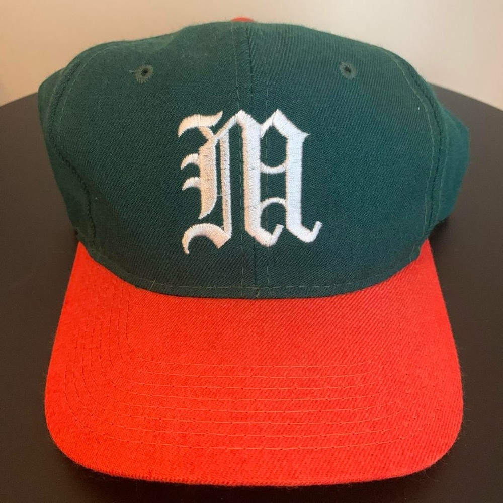 Vintage Miami Hurricanes Script ‘M’ snapback adjustable baseball hat
